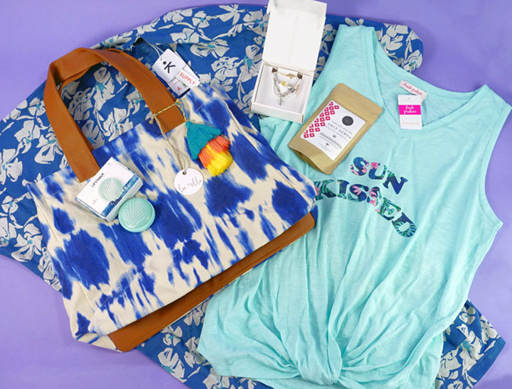Beachly Spring Box